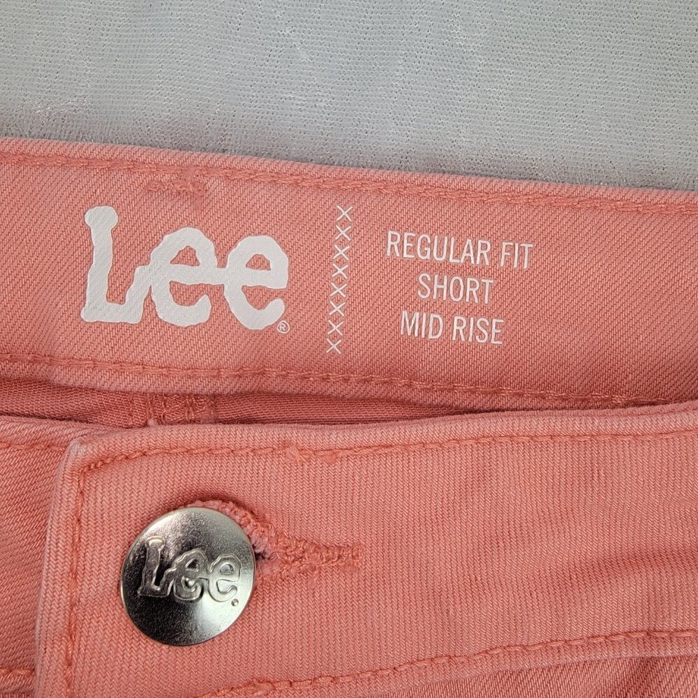 Lee Women's Cotton Blend Pink Mid Rise Regular Shorts Size 18 - Picture 3 of 8